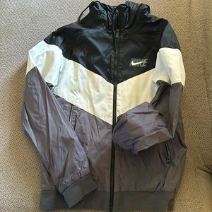 Men’s Nike size small